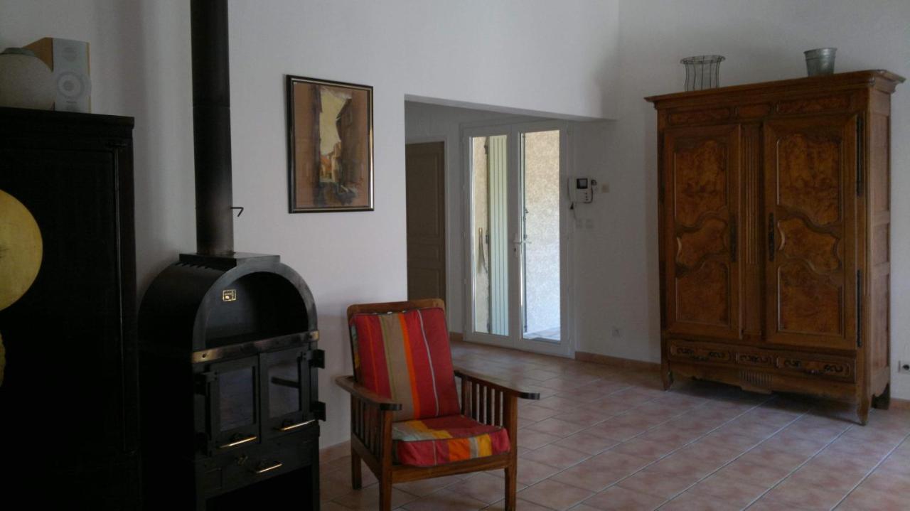 A L'Est D'Uzes Villa Saint-Siffret Phòng bức ảnh