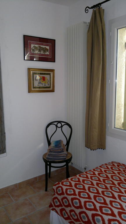 A L'Est D'Uzes Villa Saint-Siffret Phòng bức ảnh