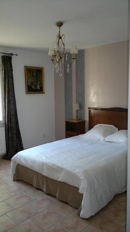 A L'Est D'Uzes Villa Saint-Siffret Phòng bức ảnh